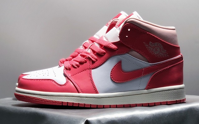 Women Jordan Shoes 1 Grade AAA Strawberries And Cream - Click Image to Close